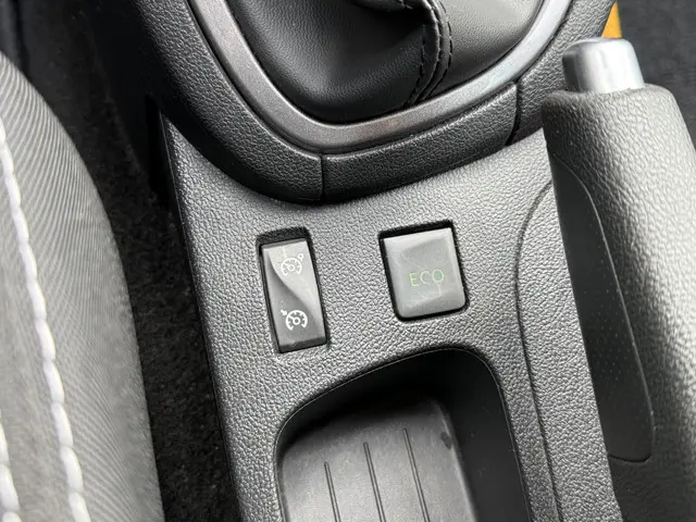 Renault Clio 1.5 dCi Ecoleader Limited 2016 Diesel 21