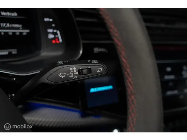Audi RSQ8 4.0 TFSI RS Q8 quattro 2024 Benzine 39