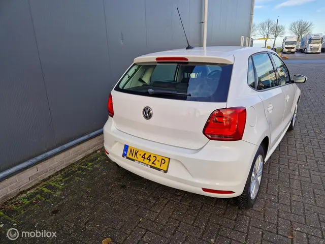Volkswagen Polo 1.2 TSI Comfortline 2017 Benzine 5