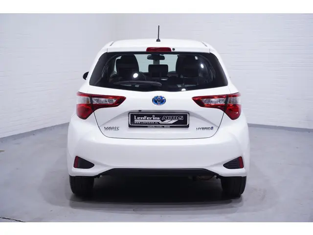 Toyota Yaris 1.5 Hybrid 115 Active 2019 Hybride Benzine 8