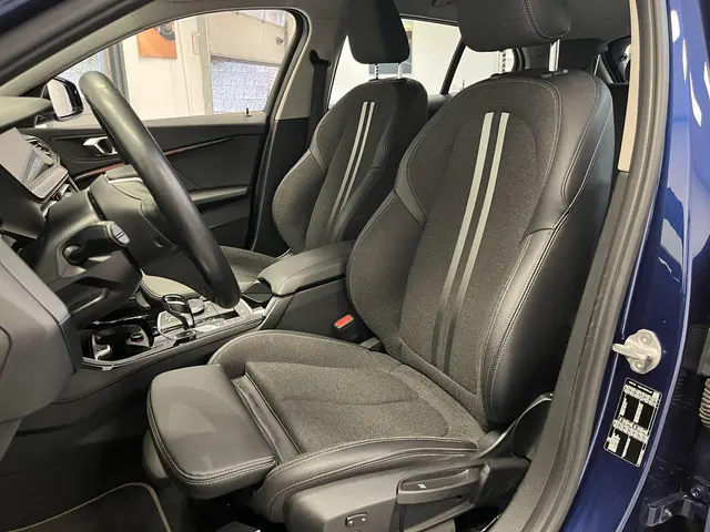 BMW 1 Serie 118i Sport Line 2020 Benzine 4