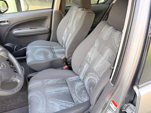 Opel Agila 1.2 Edition STYLE 2013 Benzine 5