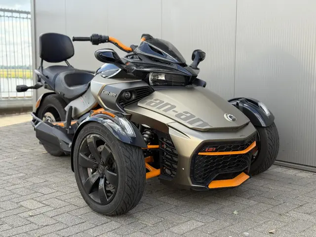 Can-Am Spyder