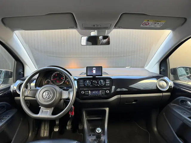 Volkswagen up! 1.0 move up! BlueMotion 2016 Benzine 23