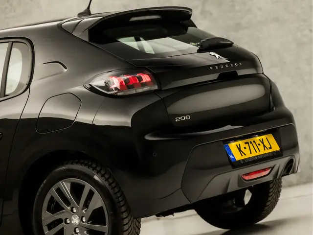 Peugeot 208 1.2 PureTech Sport 2021 Benzine 11