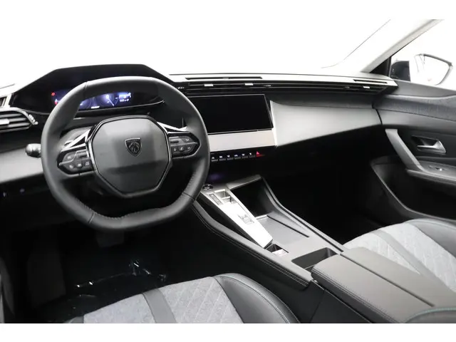 Peugeot 408 1.2T 130pk Allure Pack Automaat 2023 Benzine 19