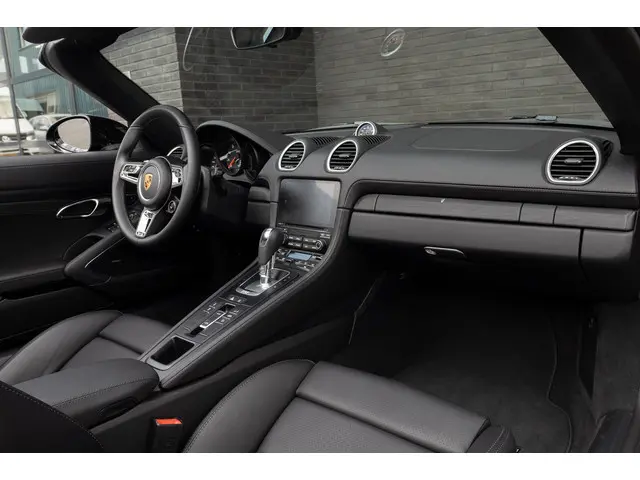 Porsche 718 Boxster GTS 4.0 | 6.300 km 2022 Benzine 13