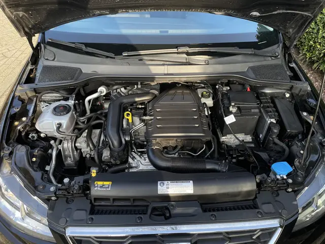 SEAT Ibiza 1.0 TSI FR Business Intense 2019 Benzine 28