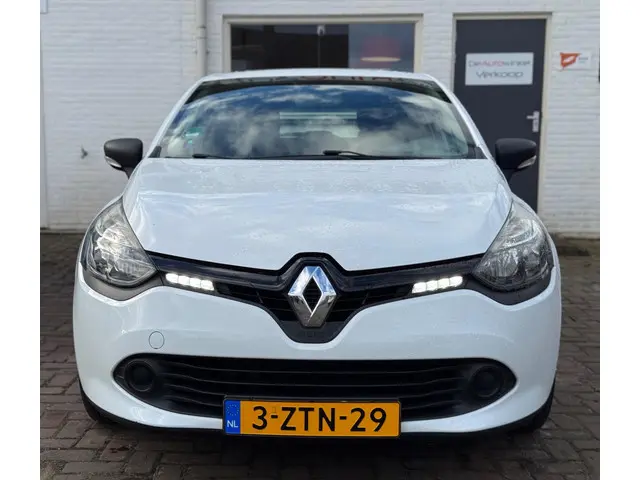 Renault Clio 0.9 TCe Authentique Airco 2015 Benzine 2
