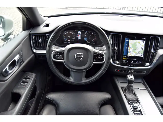 Volvo V60 2.0 T4 R-Design Automaat 2020 Benzine 13