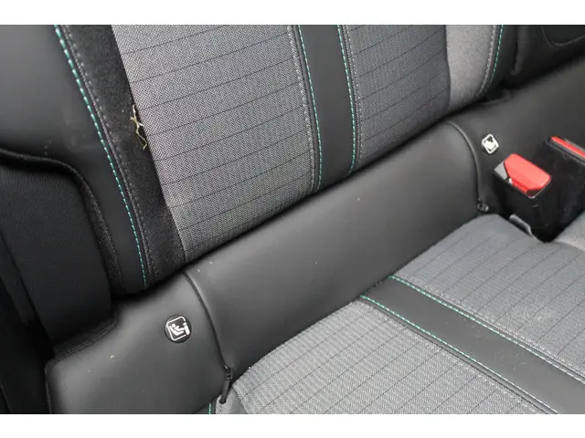 Peugeot e-208 EV Allure 50 kWh 2021 Elektrisch 24