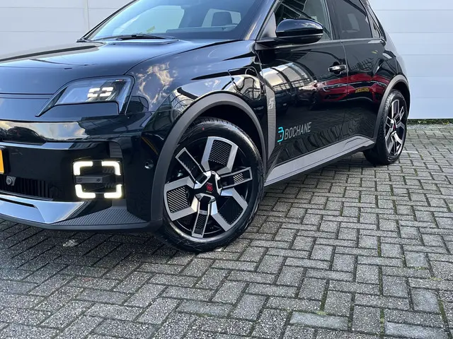 Renault 5 comfort range techno 52 kWh 2024 Elektrisch 2