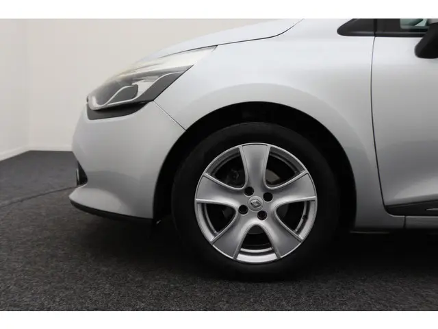 Renault Clio 0.9 TCe ECO Night&Day 2014 Benzine 23