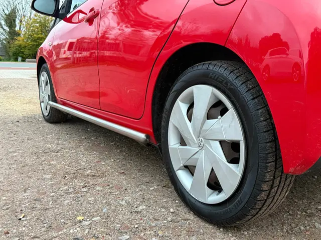 Toyota Aygo 1.0 VVT-i x-play/SIDE BARS 2015 Benzine 11