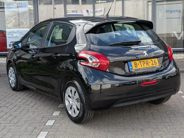 Peugeot 208 2