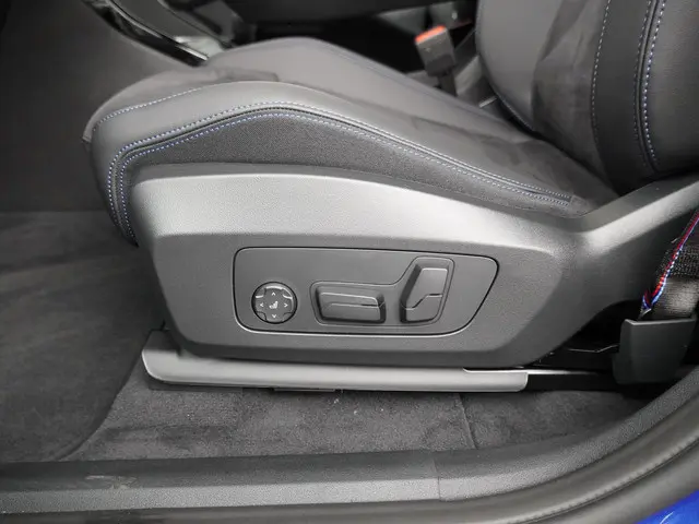 BMW X1 xDrive25e 2025 Hybride Benzine 22