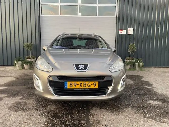 Peugeot 308 2