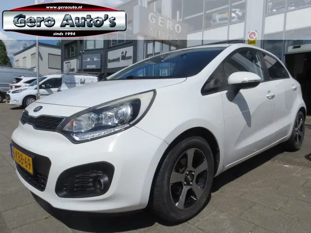 Kia Rio 1.2 CVVT Design Edition 5 deurs 2013 Benzine