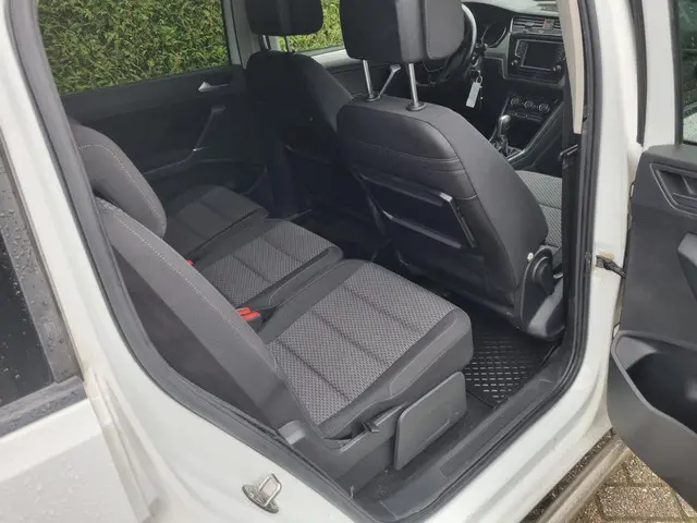 Volkswagen Touran 2.0 TDI SCR Comfortline 2017 Diesel 13