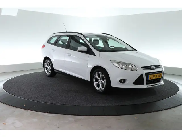 Ford Focus Wagon 1.0 EcoBoost Trend 2014 Benzine 14