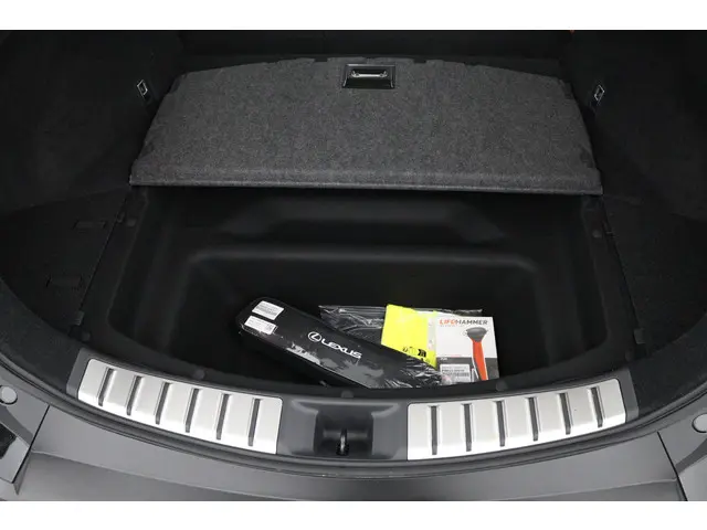 Lexus RZ 350e Luxury Line 77 kWh 2026 Elektrisch 33