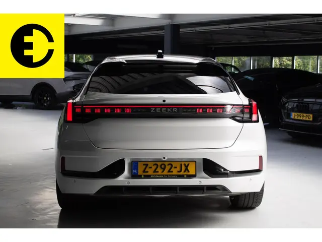 Zeekr 001 AWD Performance 100 kWh 2024 Elektrisch 17