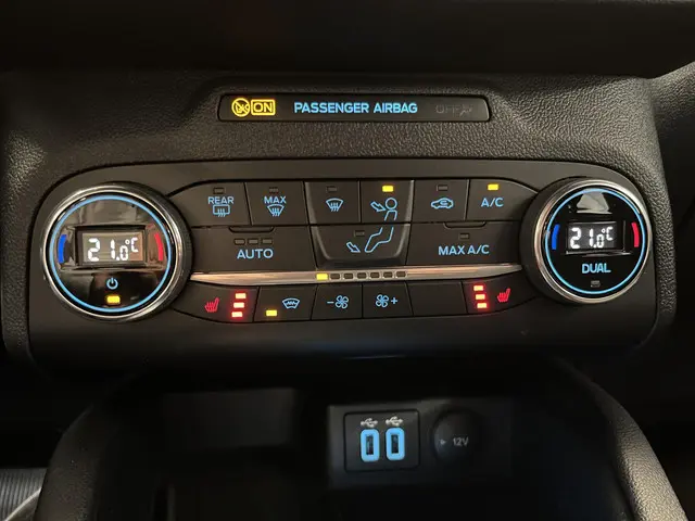 Ford Kuga 2.5 PHEV ST-Line X 2022 Hybride Benzine 42