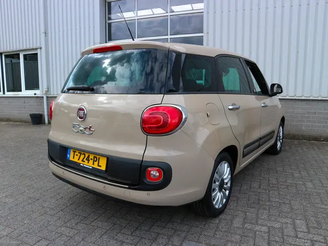 Fiat 500L Living 1.4 T-Jet Lounge 7p. 2016 Benzine 8