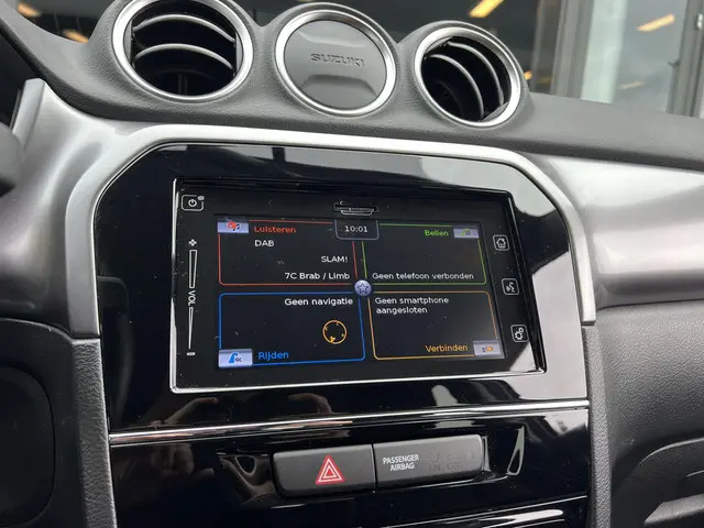 Suzuki Vitara 1.0 Boosterjet Select 2018 Benzine 10