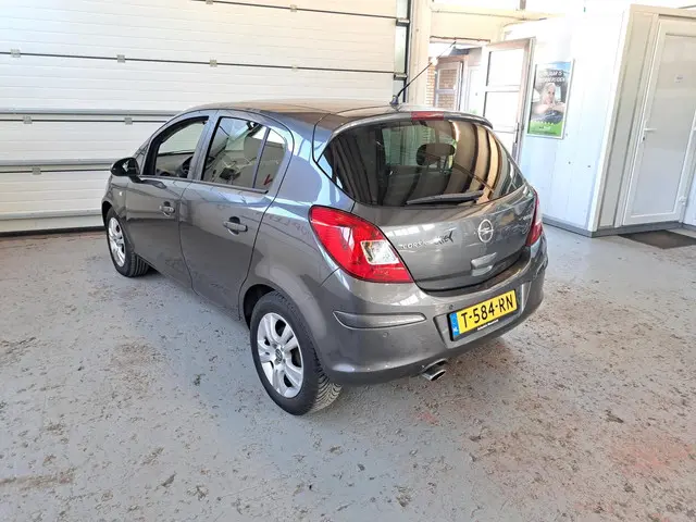 Opel Corsa 1.2 EcoFlex Selection 2012 Benzine 7