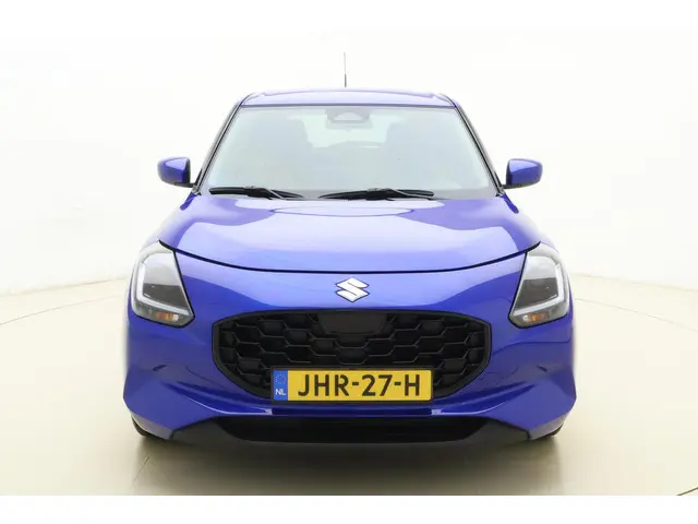 Suzuki Swift 1.2 Select Smart Hybrid 2025 Benzine 6