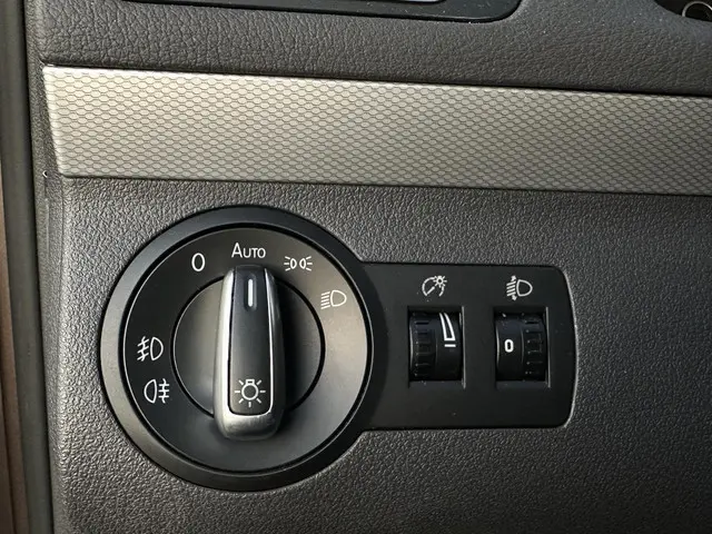 Volkswagen Touran 1.4 TSI Highline 2013 Benzine 14