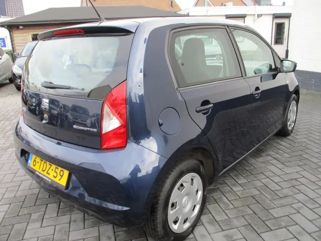 SEAT Mii 1.0 Style Airco EL Pakket 5 Deurs !! 2014 Benzine 12
