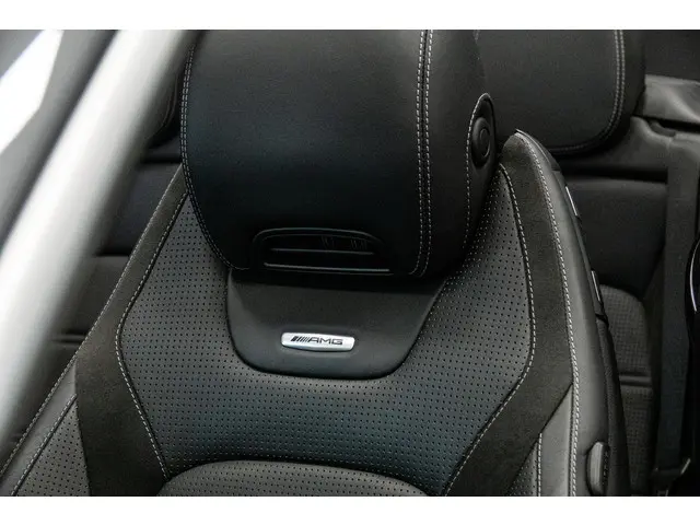 Mercedes-Benz C-Klasse Cabrio AMG 63 2018 Benzine 40