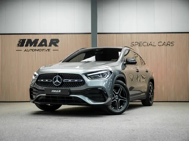 Mercedes-Benz GLA 200 AMG Line 2023 Benzine