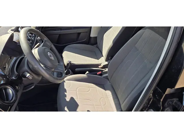 Volkswagen up! 1.0 move up! BlueMotion 2014 Benzine 9