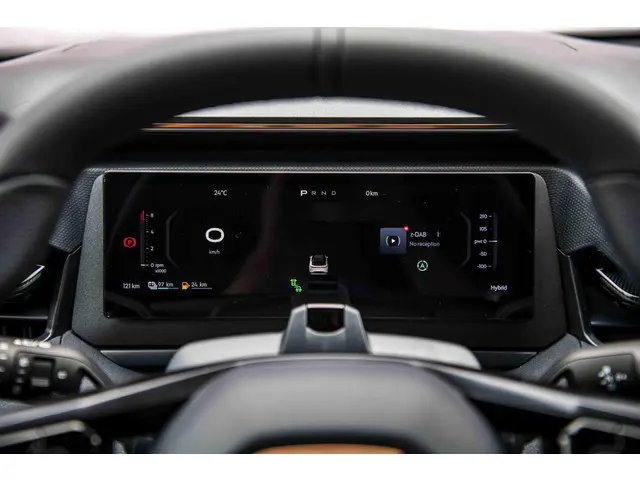 Lynk & Co 08 1.5 More 2025 Hybride Benzine 19