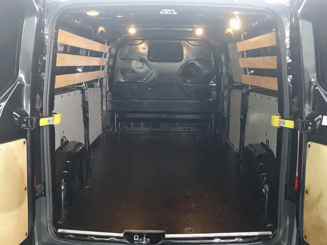 Ford Transit Custom 290 2.2 TDCI L2 Edition- 2016 Diesel 3