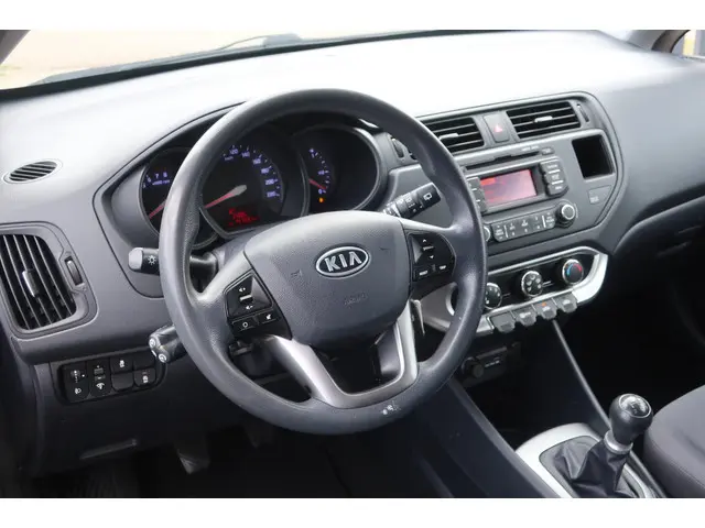 Kia Rio 1.2 CVVT 2012 Benzine 11