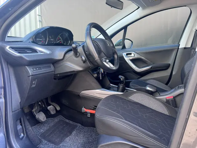 Peugeot 2008 3