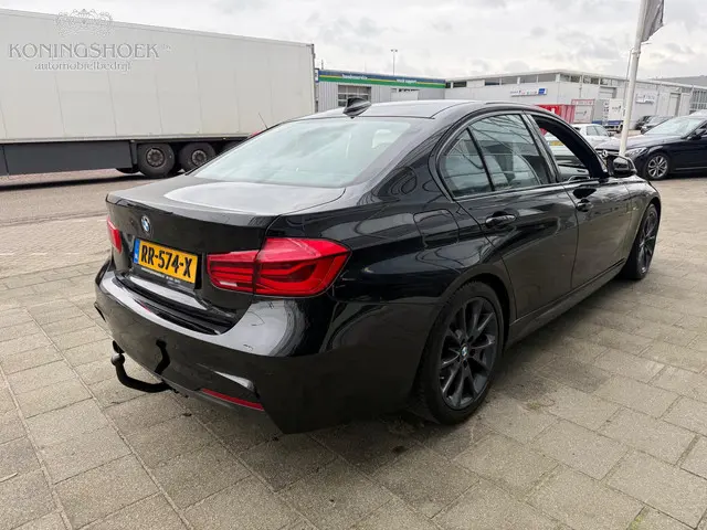 BMW 3 Serie 318i M Sport Executive 2017 Benzine 7