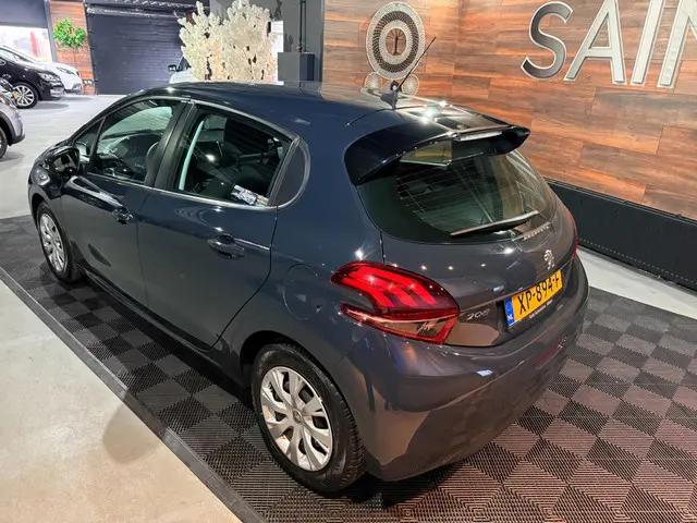 Peugeot 208 | 1.2 PureTech | Active 2019 Benzine 25