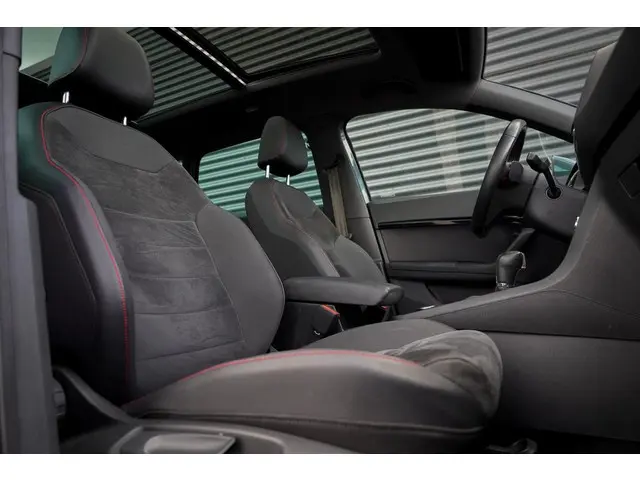 SEAT Ateca 1.5 TSI FR Business Intense 2019 Benzine 17