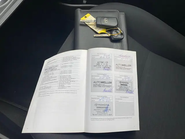 Toyota Yaris 1.0 VVT-i Trend airco 2016 Benzine 18