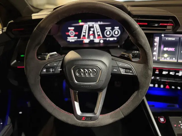 Audi RS3 A3 Sportback 2.5 TFSI QUATTRO 2023 Benzine 33