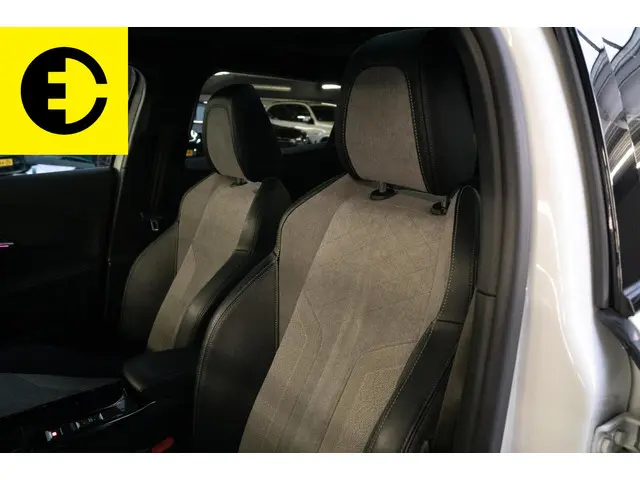 Peugeot e-2008 EV GT 50 kWh 2020 Elektrisch 4