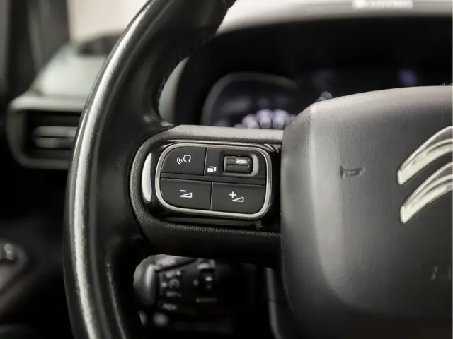Citroën Berlingo 1.2 PureTech Shine Sport 2019 Benzine 20