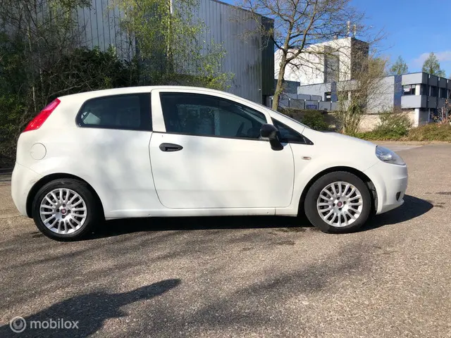 Fiat Punto Evo 1.2 Pop 2012 Benzine 6
