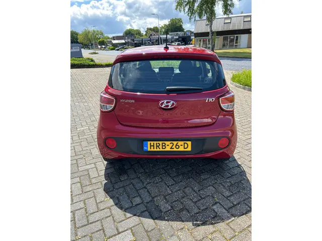 Hyundai i10 1.2i PDC metalic 2017 Benzine 7