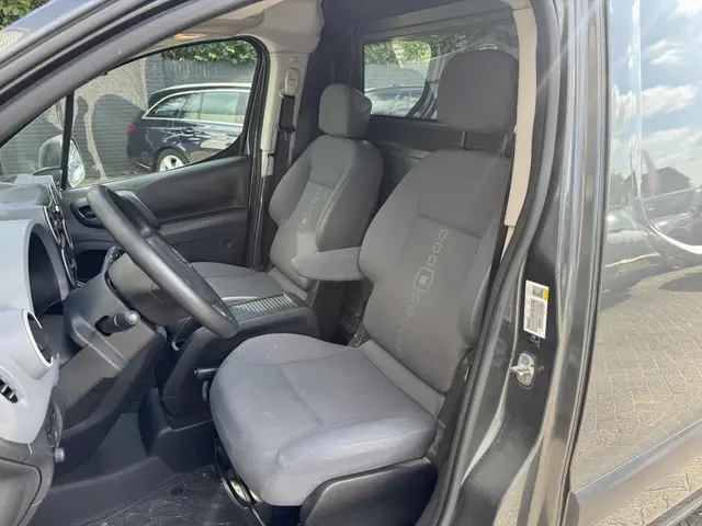 Citroën Berlingo 1.6 e-HDI 500 Comfort 2015 Diesel 8